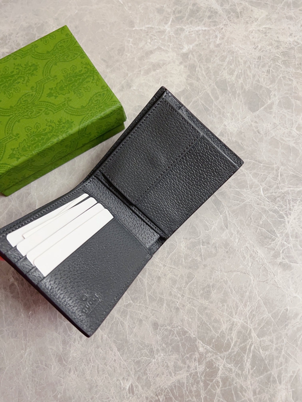 グッチ財布 レプリカ内部構造